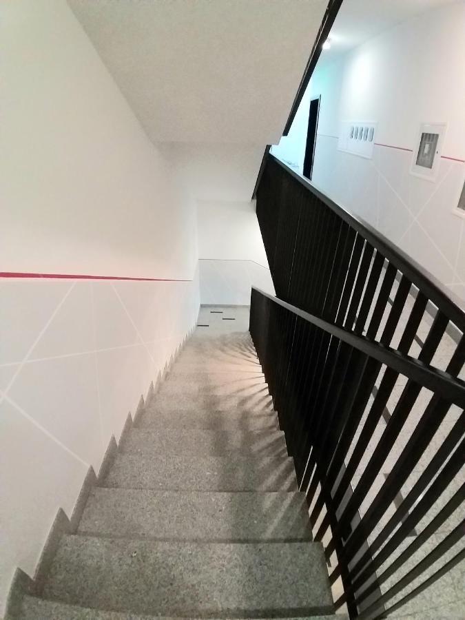 Theos Atelier Self Check In Apartment W Free Private Parking Zagreb Exteriör bild